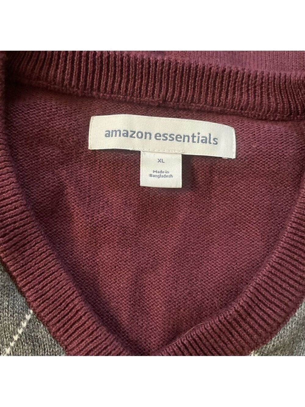Amazon Essentials Men's V-Neck Sweater XL - Picture 8 of 11
